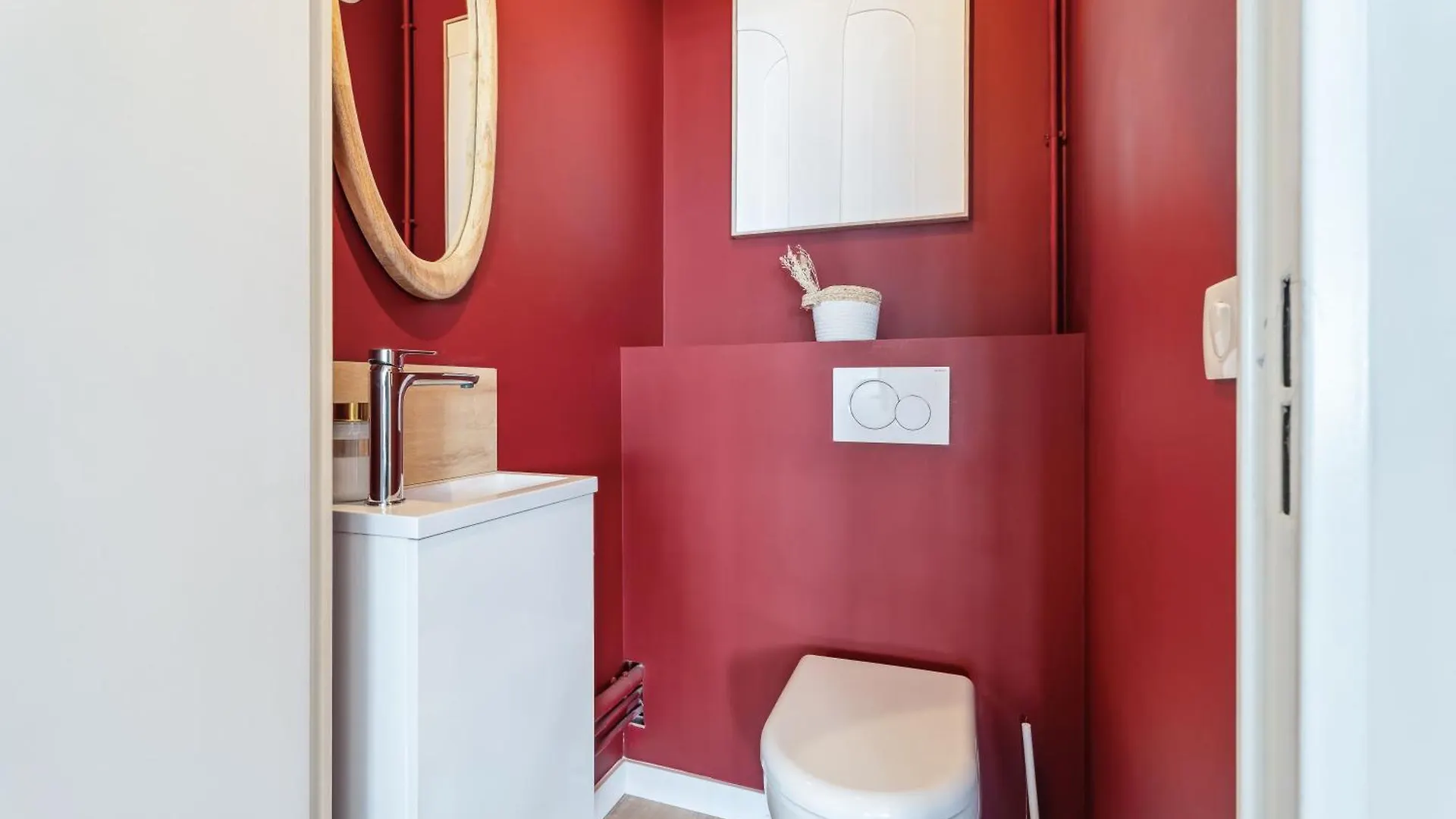 Nice Renting - Fleurs - Luxury Stay Terrace Quiet Private Parking 0*,  France